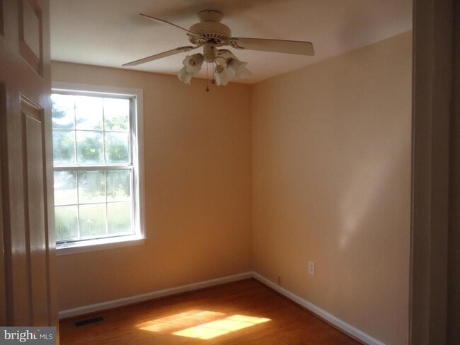 Building Photo - 13494 Foxlease Ct