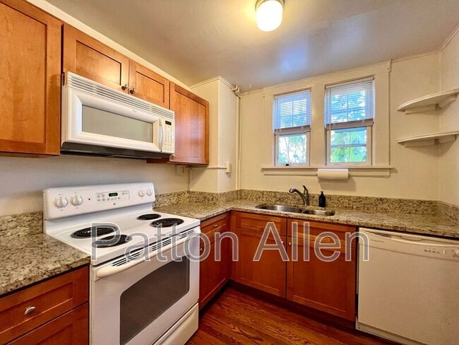 Building Photo - 83 Edgemont Rd