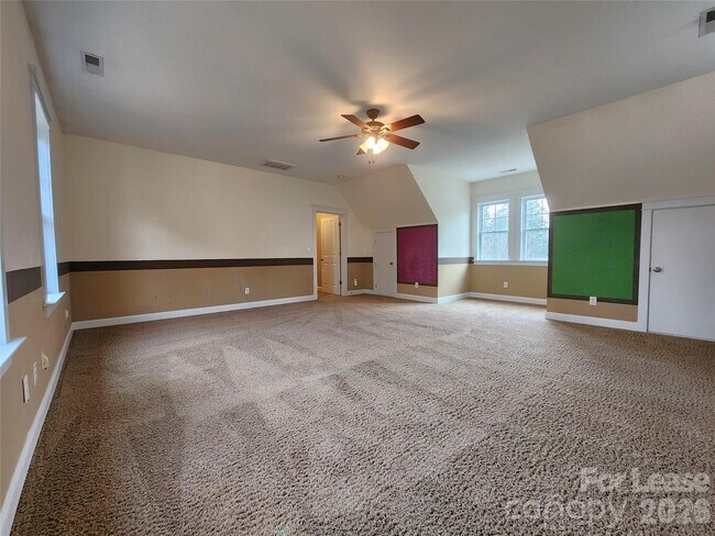 Building Photo - 7237 Atwater Ln