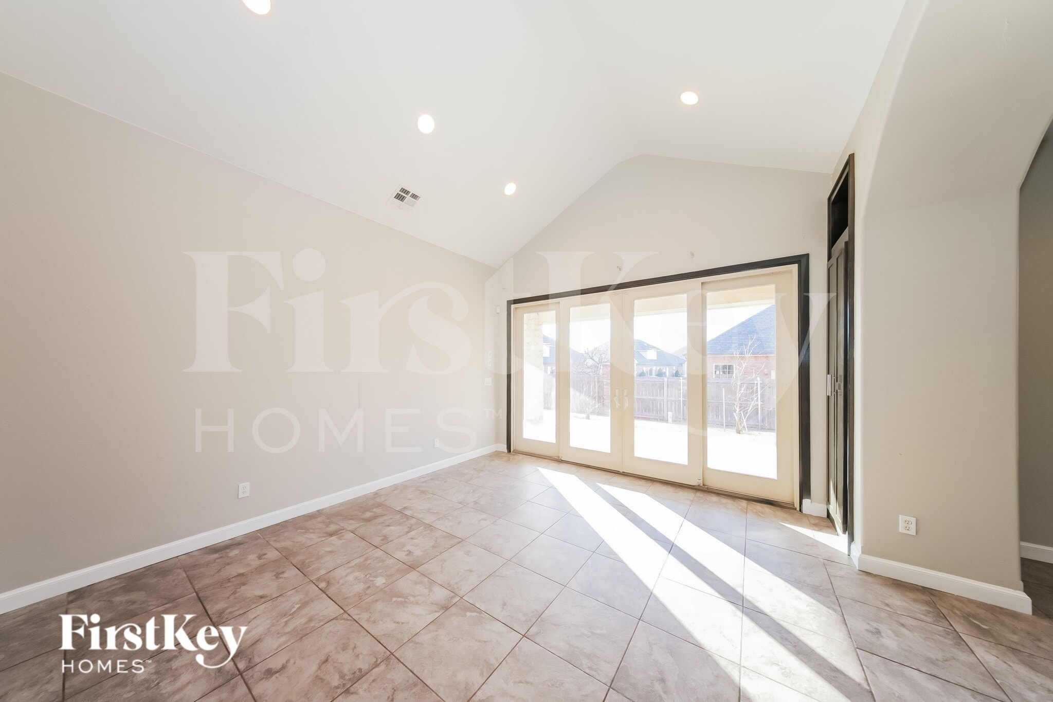 Building Photo - 17313 Ridgewood Dr