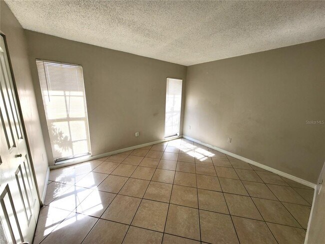 Building Photo - 7321 Exemplar Dr