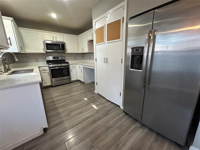 Building Photo - 516 Jefferson Ln