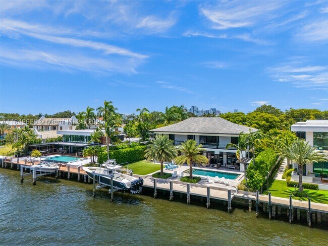 Building Photo - 632 Intracoastal Dr