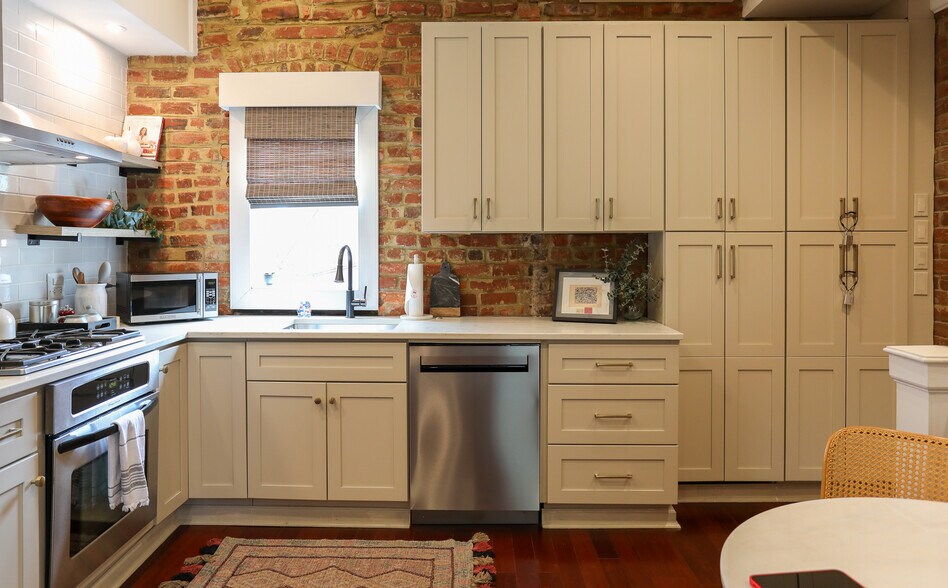 Building Photo - 416 N 3rd St