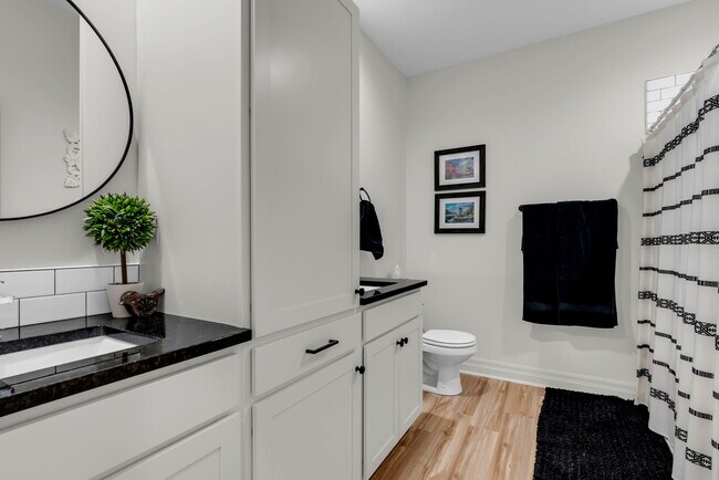 Building Photo - 1703 Jase Ct