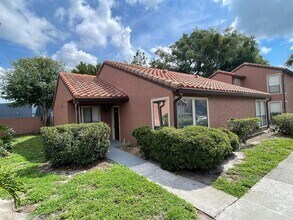 Building Photo - 614 Grenadine Ct