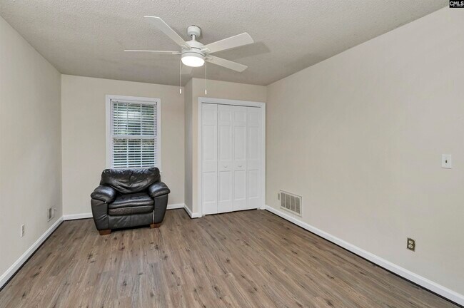 Building Photo - 1808 Lowder Dr
