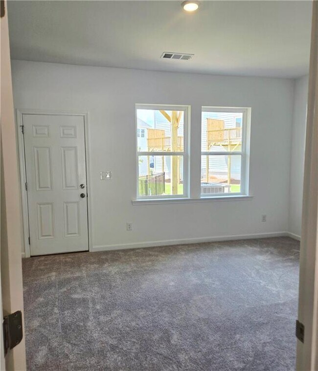 Building Photo - 6234 Kenbrook Dr