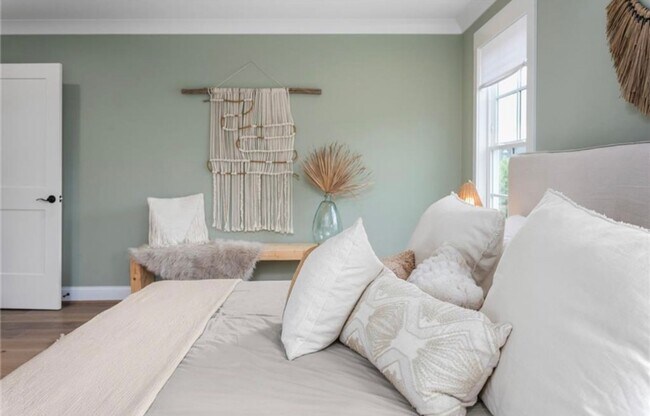 Building Photo - Modern 3-Bedroom, 3-Bath Home in Winston-Salem