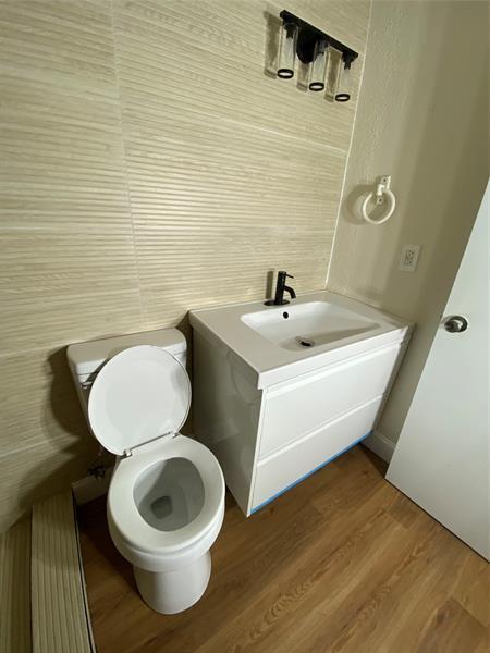 Building Photo - 3025 SE 55th Ave