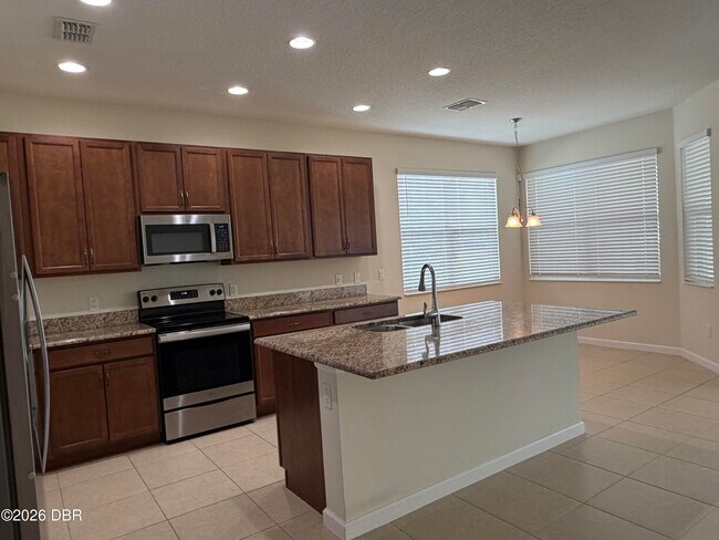Building Photo - 229 Sandbar Ln