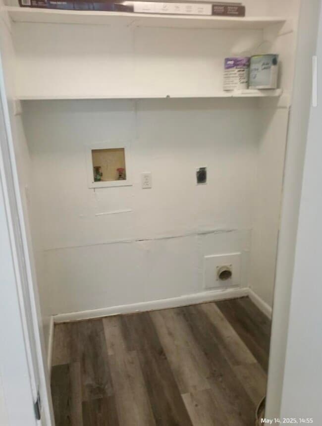 Building Photo - 710 Legion Dr