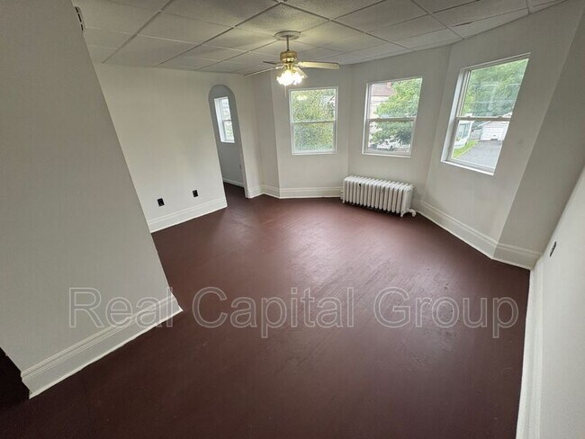 Building Photo - 1345 3rd St
