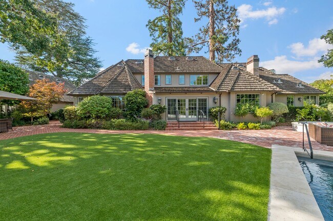 Building Photo - Exquisite English Tudor Estate on Private ...