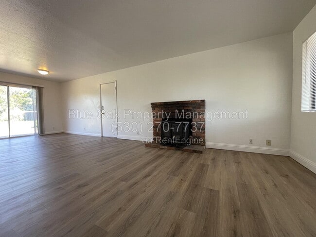 Building Photo - 470 Cimarron Dr