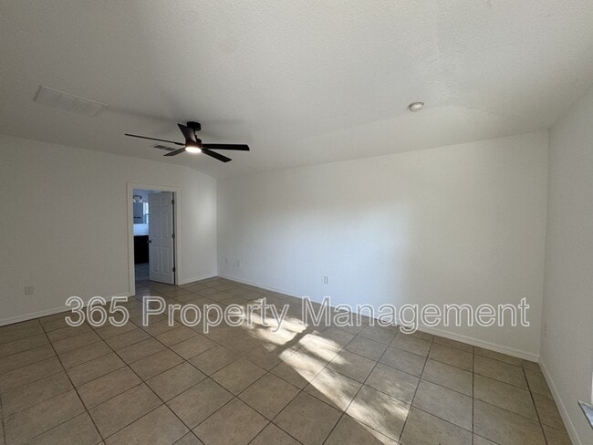 Building Photo - 3614 Cordova Terrace