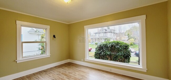 Building Photo - Rare opportunity to live in a stunning 5 B...