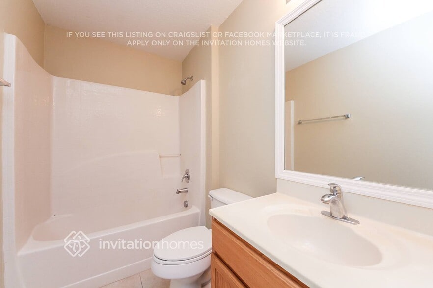 Building Photo - 1130 St Tropez Ct