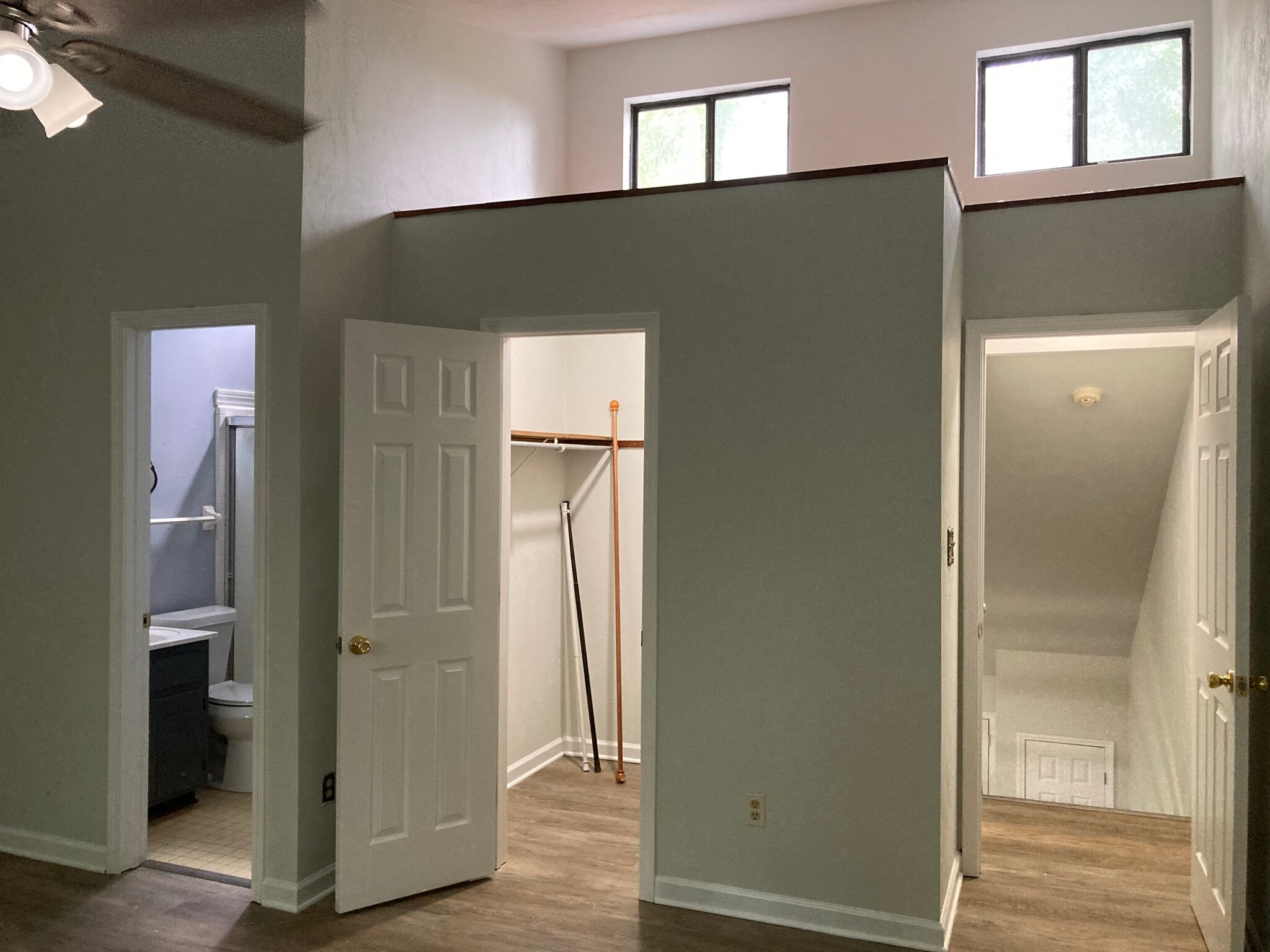 Upstairs Closet - 171 Parkbrook Cir