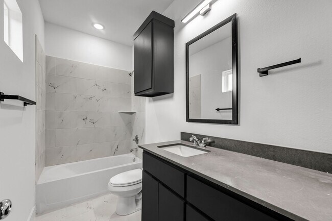 Building Photo - 3013 Alpha Wolf Ct