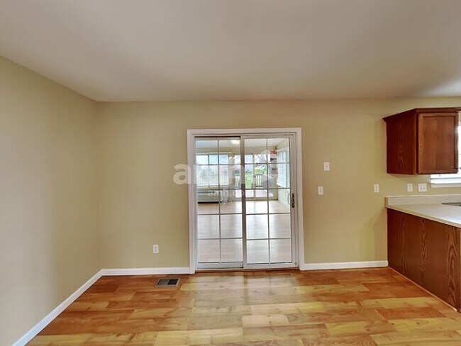 Building Photo - 134 Sumner Meadows Ln