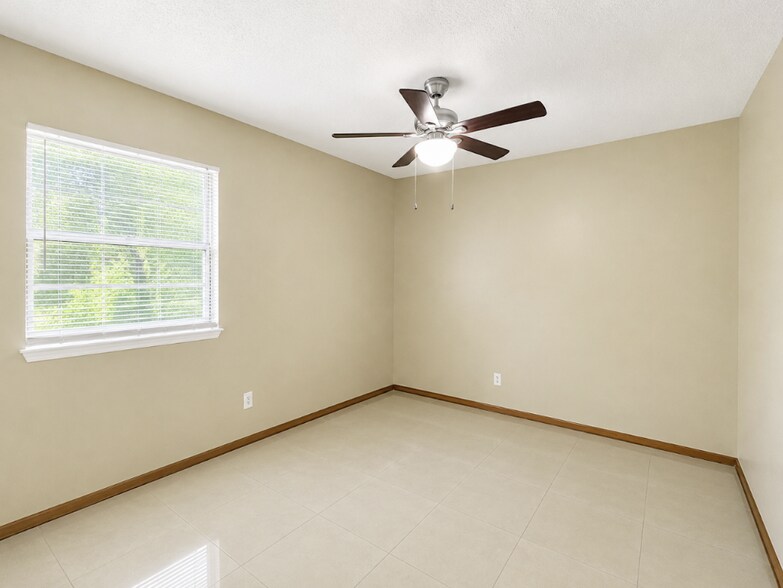Building Photo - 7496 Necia Dr S