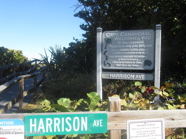 Building Photo - 415 Harrison Ave