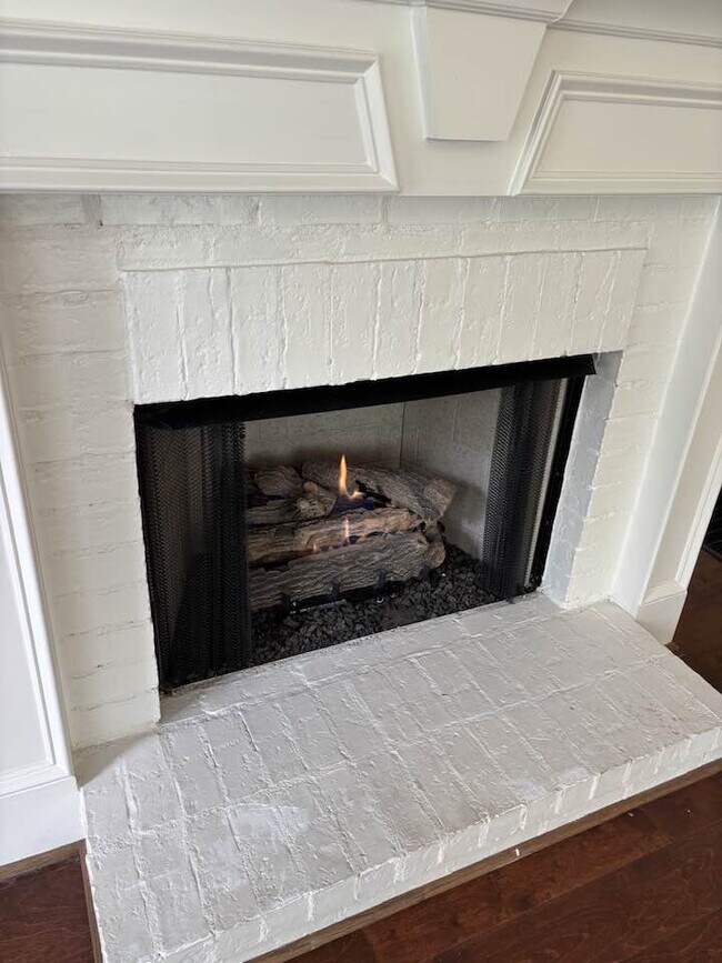 Building Photo - 950 Lennox BlvdBirmingham, AL35216