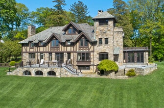 Building Photo - 47 Carriglea Dr