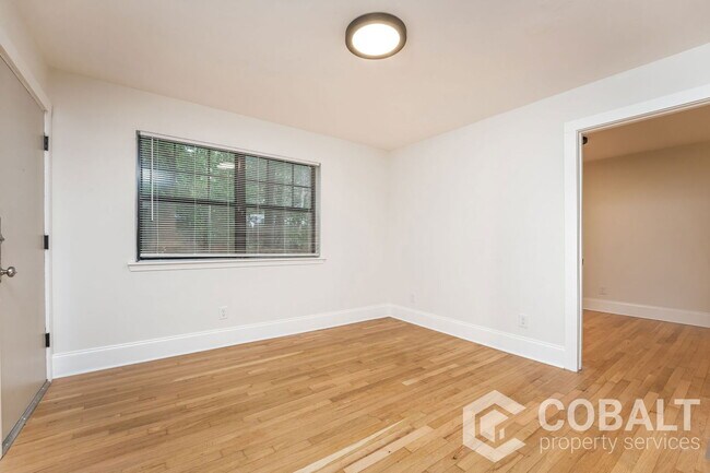 Building Photo - 755 St Charles Ave NE