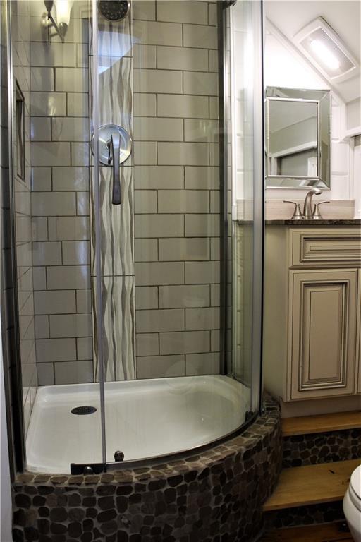 Building Photo - 283 Spring St