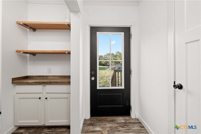 Building Photo - 2301 Wegner Rd