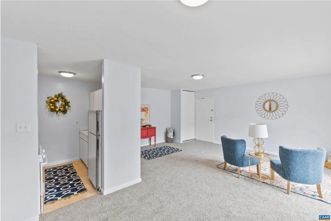 Building Photo - Two Bedroom Apartment Available At Barracks West