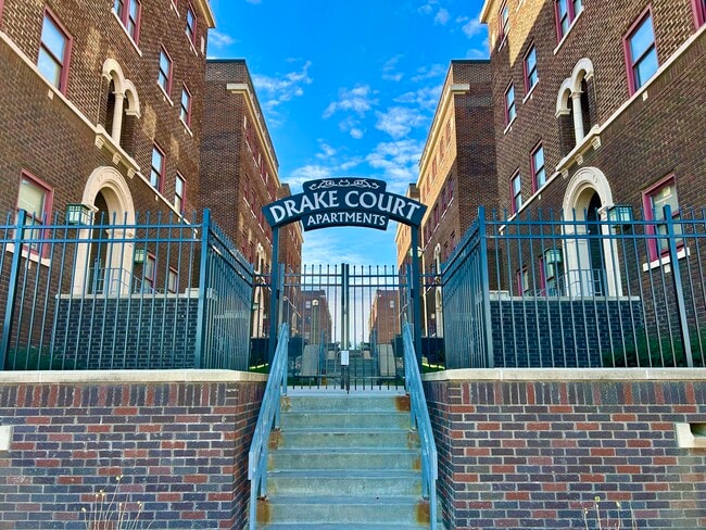 Building Photo - The Drake and Liberty Lofts Apartments