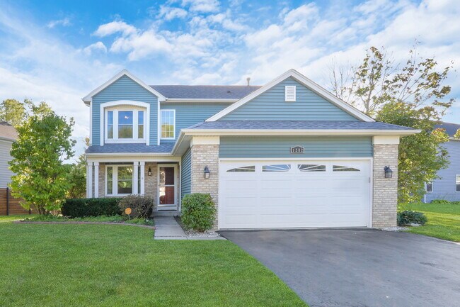 Primary Photo - 1282 Berkshire Ln