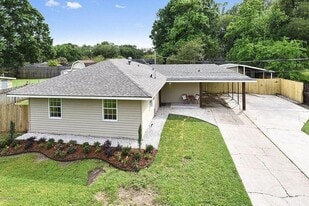 Building Photo - 162 Grand Ave