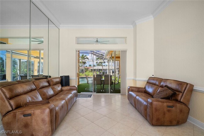 Building Photo - 5024 SW 8th Pl