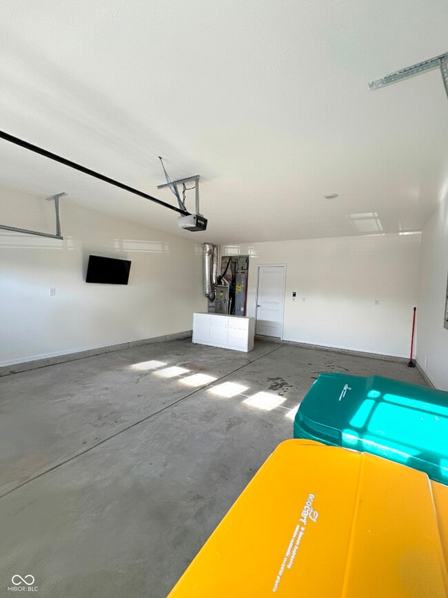 Building Photo - 6388 Yuma Ct