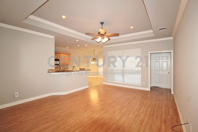 Building Photo - Beautiful 3/2/2 Home in Midlothian For Rent!