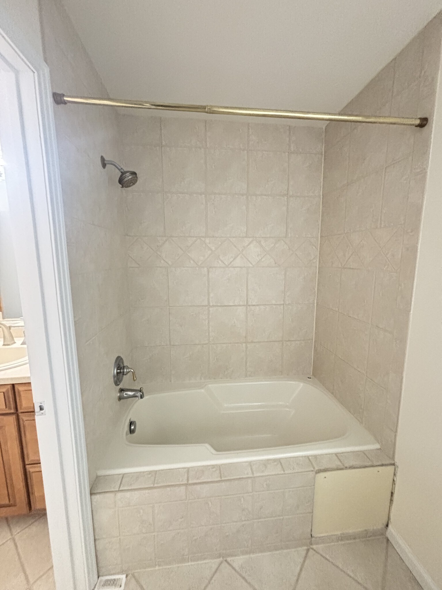 Building Photo - 3929 Creekway Ct