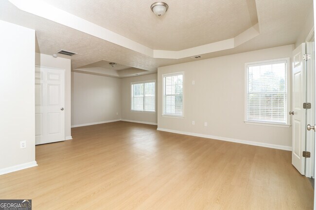 Building Photo - 7915 Clearview Cir