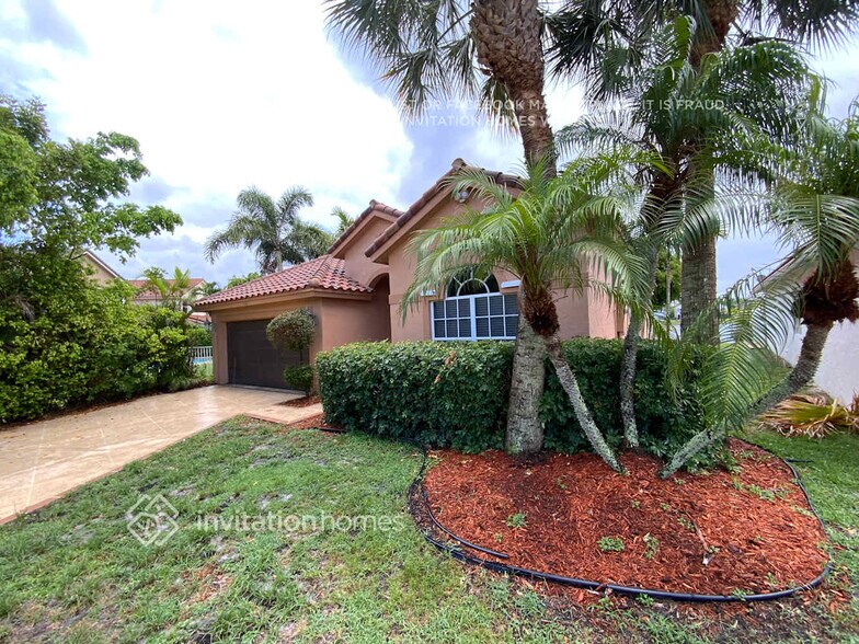 Building Photo - 7810 Hoffy Cir