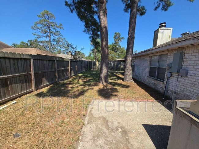 Building Photo - 23207 Pine Post Ln