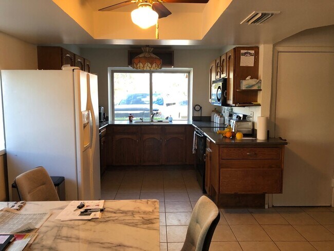 Building Photo - Available from May to November 2026!  Lovely Waterfront Home in 45+ Active Adult Resort Community...