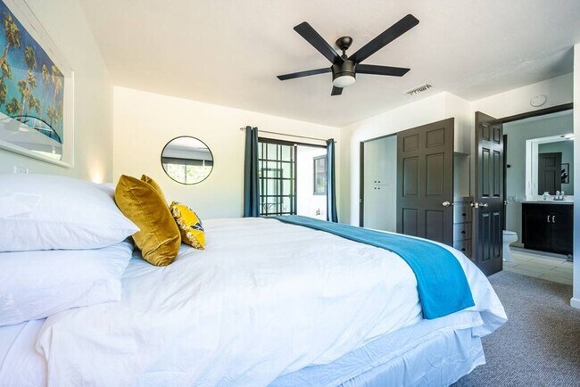 Building Photo - Luxury Mid-Century Retreat in the Heart of the Historic Movie Colony (Monthly Only - No Long Term)