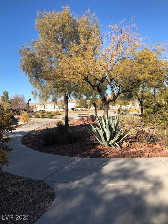 Building Photo - 11183 African Sunset St