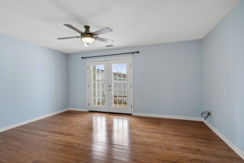 Building Photo - 3008 Church St