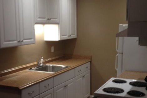 Kitchen - 2715 Joseph Ave