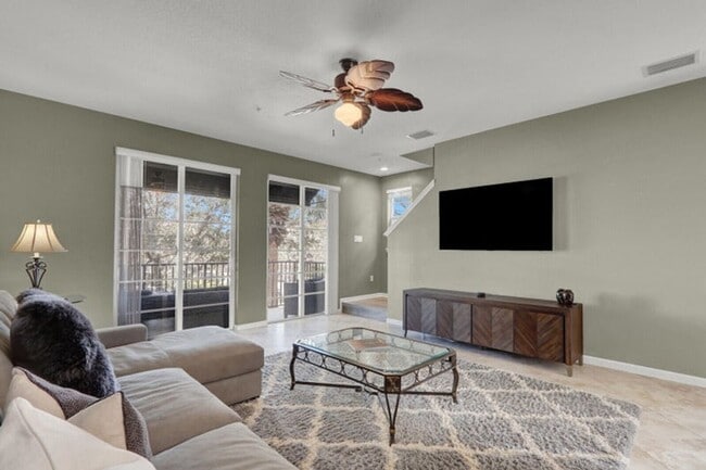 Building Photo - 136 Regions Way