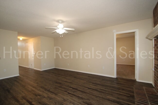 Building Photo - Spacious 4-Bedroom Home in Killeen